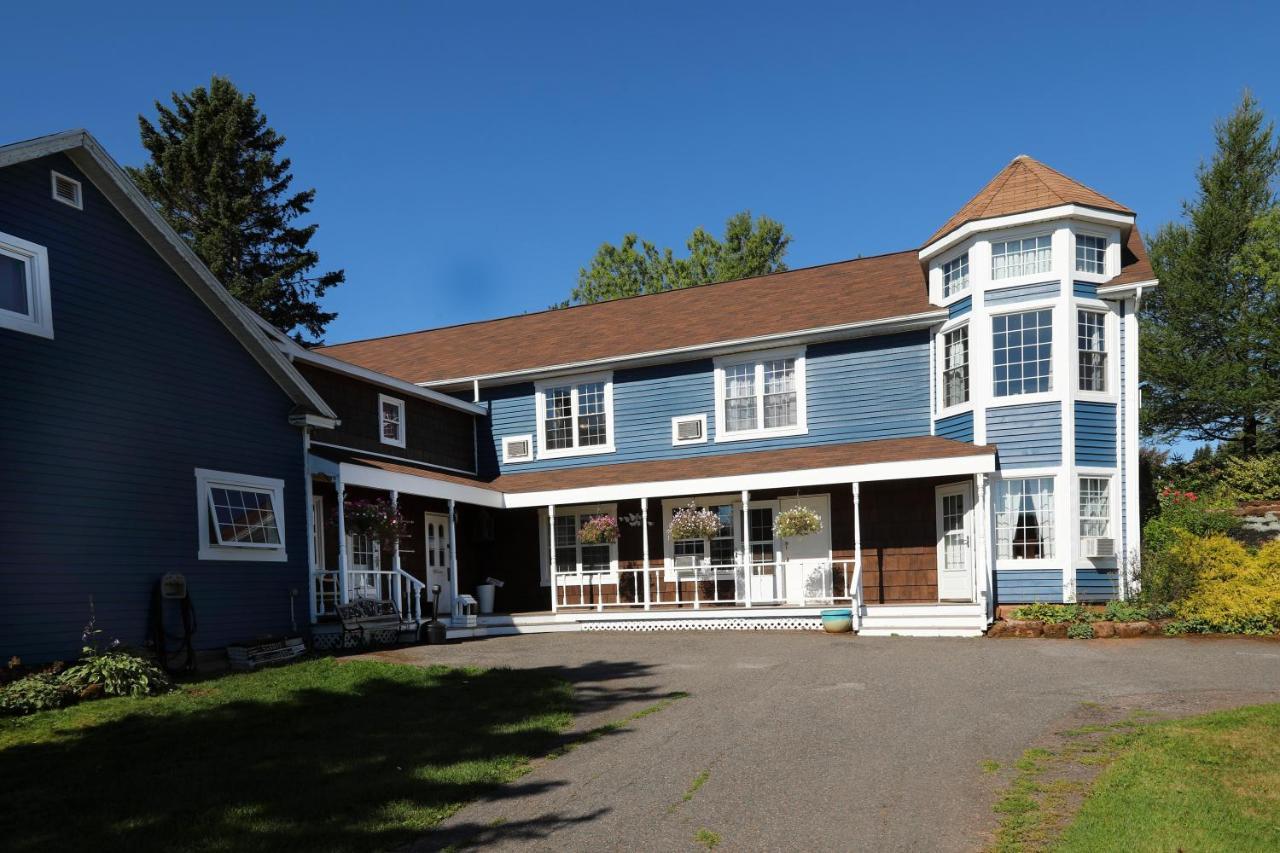 The Lookout Inn New Glasgow Bagian luar foto