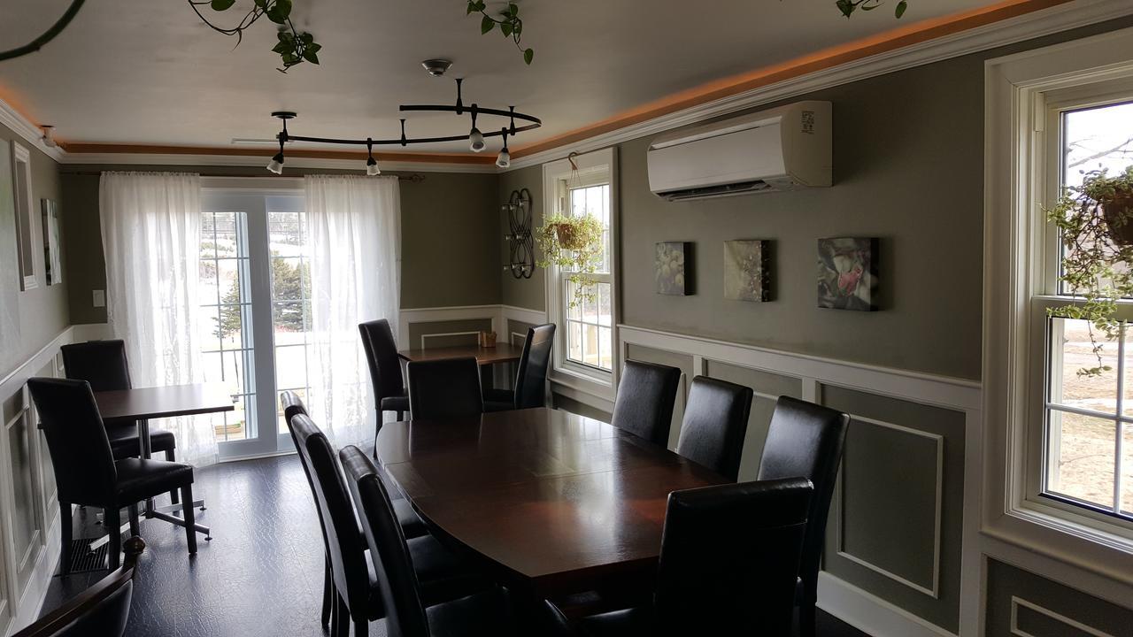 The Lookout Inn New Glasgow Bagian luar foto